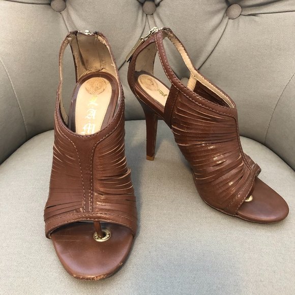 L.A.M.B. Very Unique Open Toe Stilettos - Picture 2 of 8